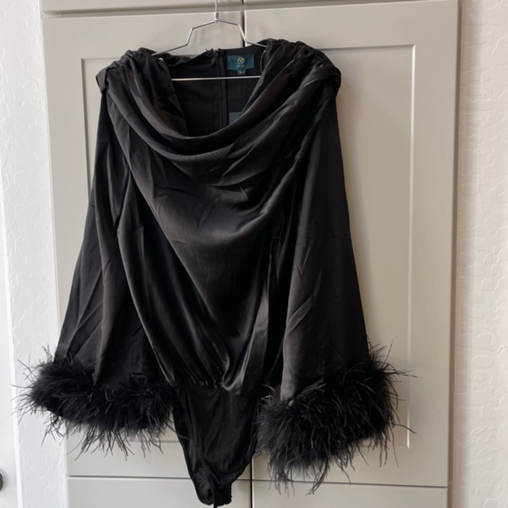Ri Mi Zaina Feather Sleeve Draped Satin Cowl Bodysuit Elegant Party Large Formal